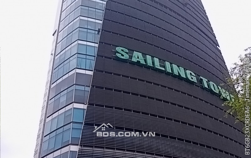 CĂN HIẾM SAILING TOWER – VIEW TRỰC DIỆN Nhà thờ Đức Bà Sài Gòn – 104M² – CHỈ 21 TỶ